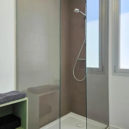Modern Townhouse In Oceana Gardens Cancelada
