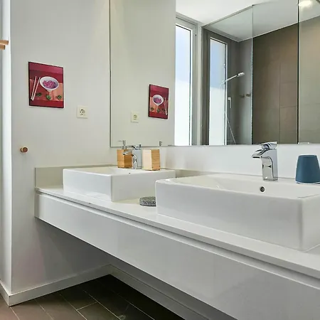 Modern Townhouse In Oceana Gardens Cancelada Holiday home *